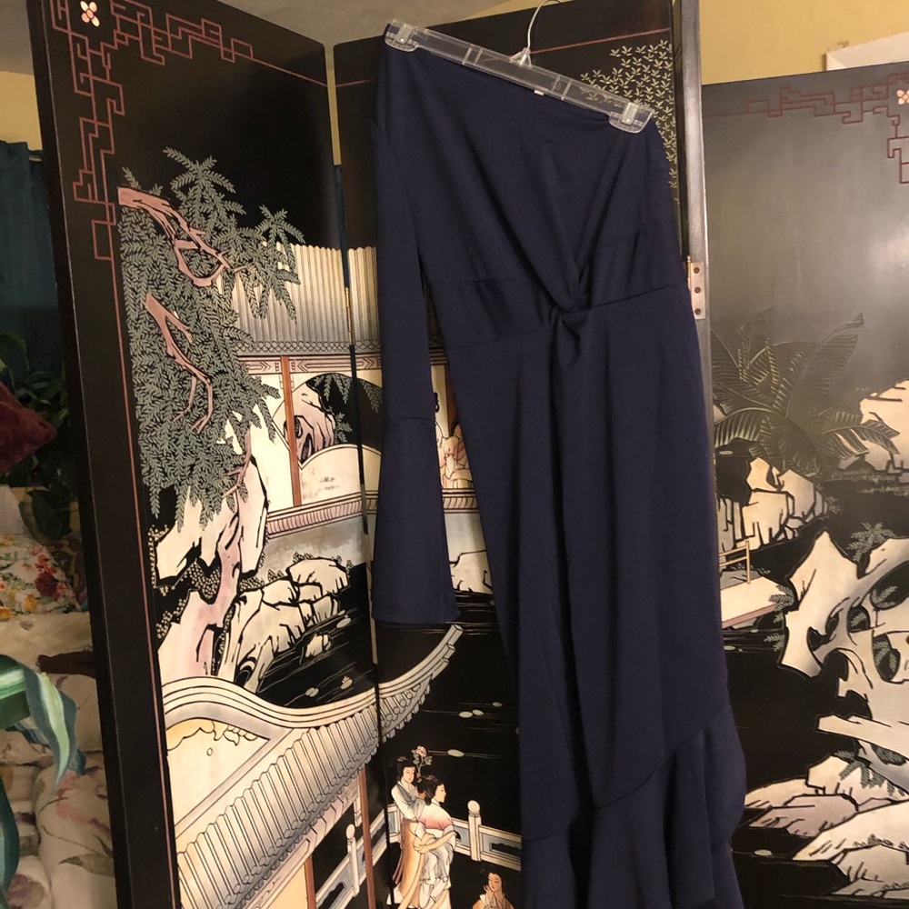 Dress - Picture 5 of 6